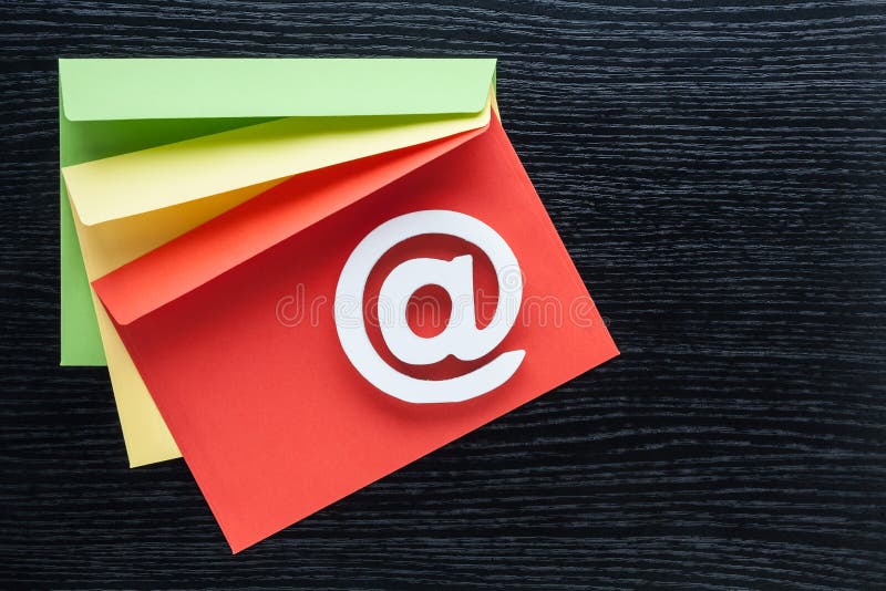 Enveloppes d'icône d'Internet de symbole d'email photographie stock Enveloppes d'icône d'Internet de symbole d'email photographie stock