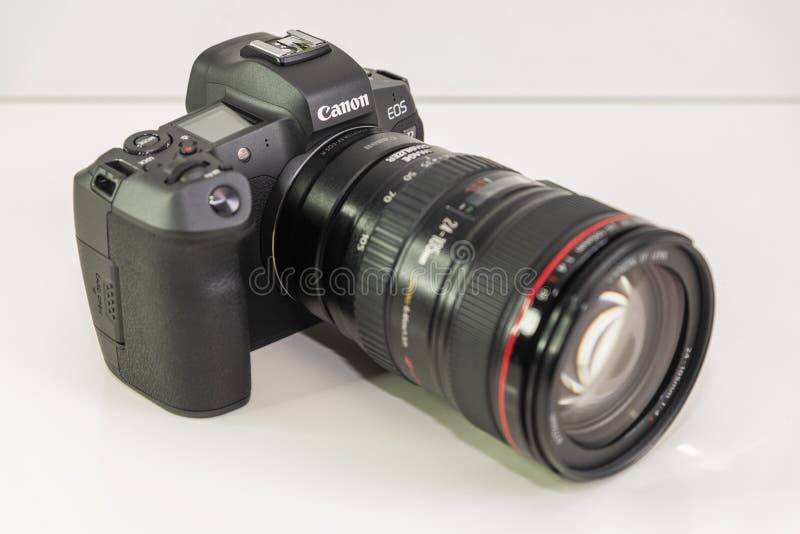 Canon R10 Купить