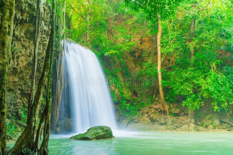Erawan-Wasserfall, Nationalpark Erawan bei Kanchanaburi in Thaila