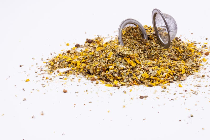Erbe medicinali perfette per influenza - fondo bianco. immagini stock libere da diritti Erbe medicinali perfette per influenza - fondo bianco. immagini stock libere da diritti