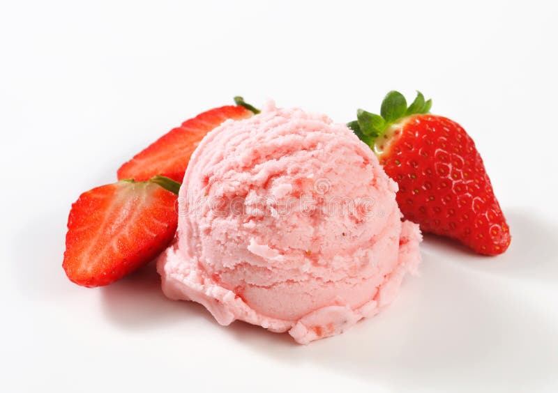 Erdbeereis stockbild. Bild von joghurt, nachtisch, erdbeeren - 32015699