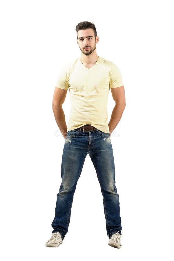 Ernste überzeugte hispanische männliche vorbildliche Aufstellung lizenzfreie stockbilder Ernste überzeugte hispanische männliche vorbildliche Aufstellung lizenzfreie stockbilder