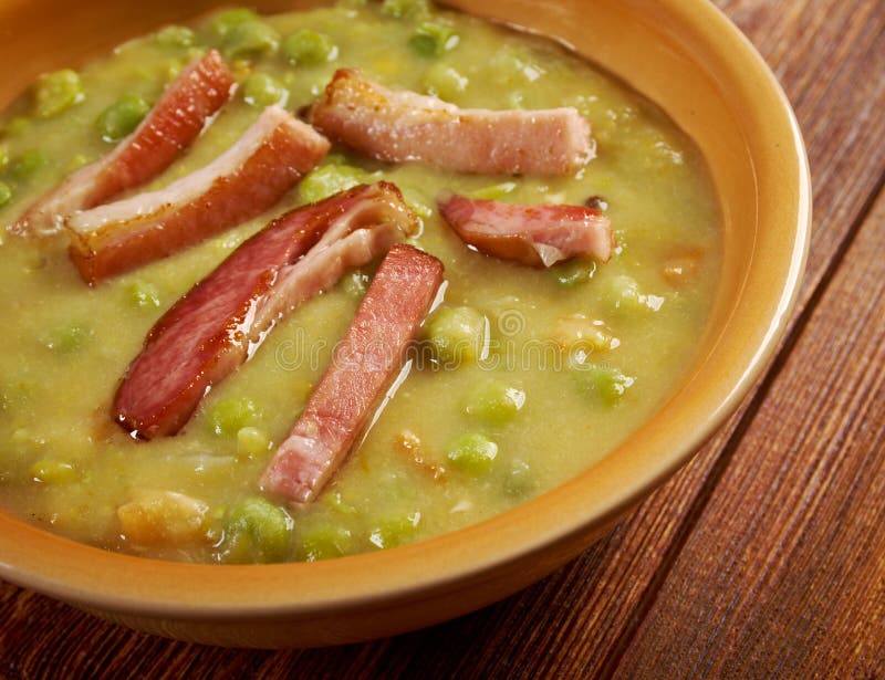 Erwtensoep-Erbsensuppe - stockfoto. Bild von gekocht - 38502524