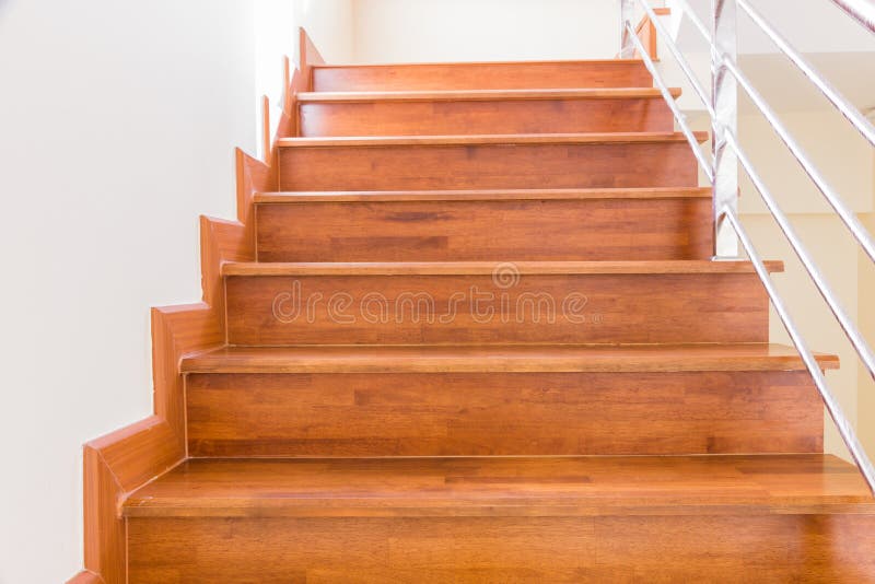 Escadaria de madeira fotografia de stock
