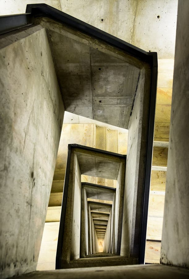 Escadaria espiral moderna fotos de stock royalty free