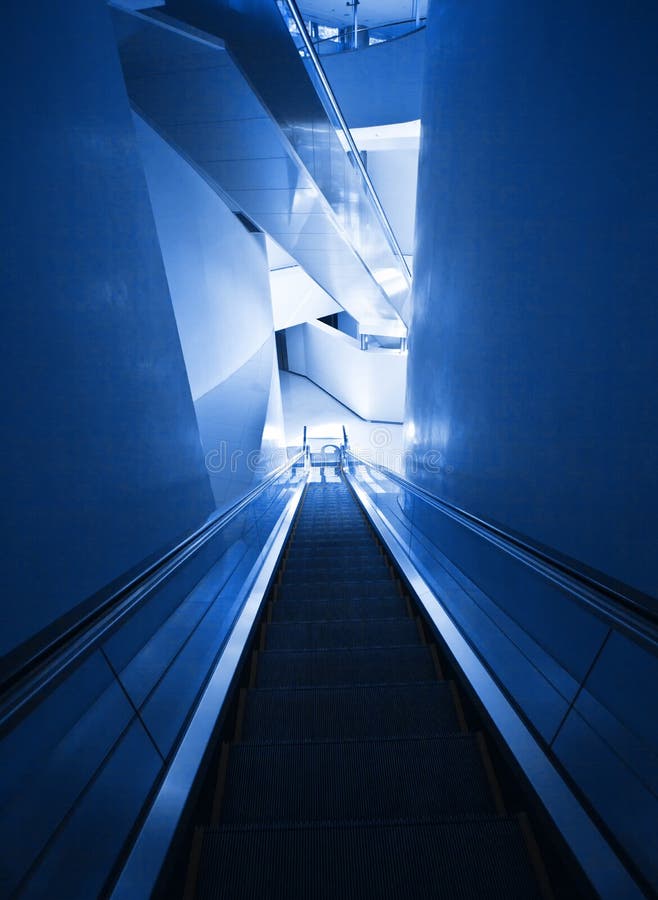 Escalator moderne photo stock Escalator moderne photo stock