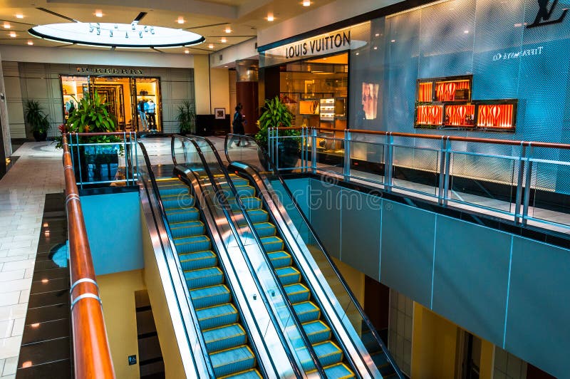 Escalators and the Louis Vuitton Store in Towson Town Center, Ma Editorial  Stock Photo - Image of corporate, entrance: 47796193