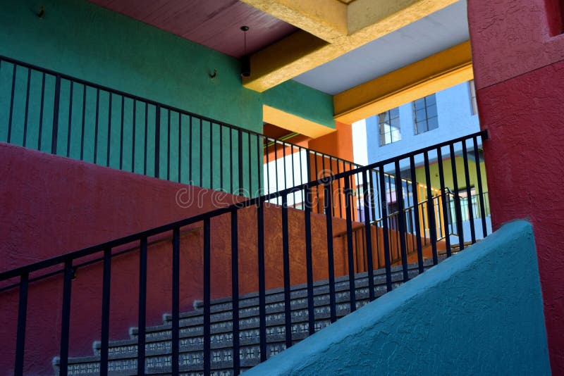 Escalier coloré de sud-ouest photographie stock libre de droits Escalier coloré de sud-ouest photographie stock libre de droits