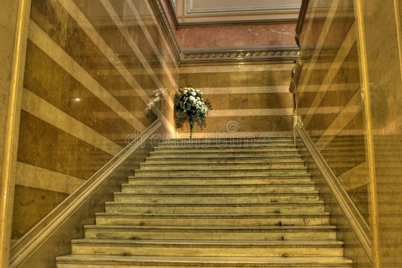 escalier grand photos stock escalier grand photos stock
