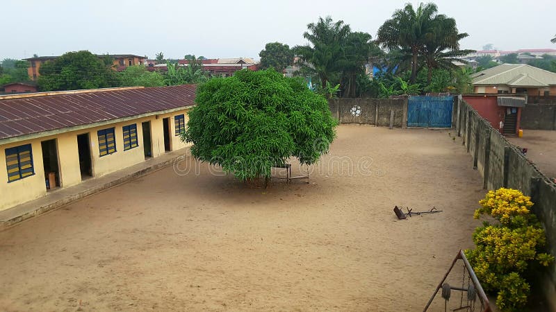 Escuela primaria en Lagos, Nigeria foto de archivo libre de regalías Escuela primaria en Lagos, Nigeria foto de archivo libre de regalías