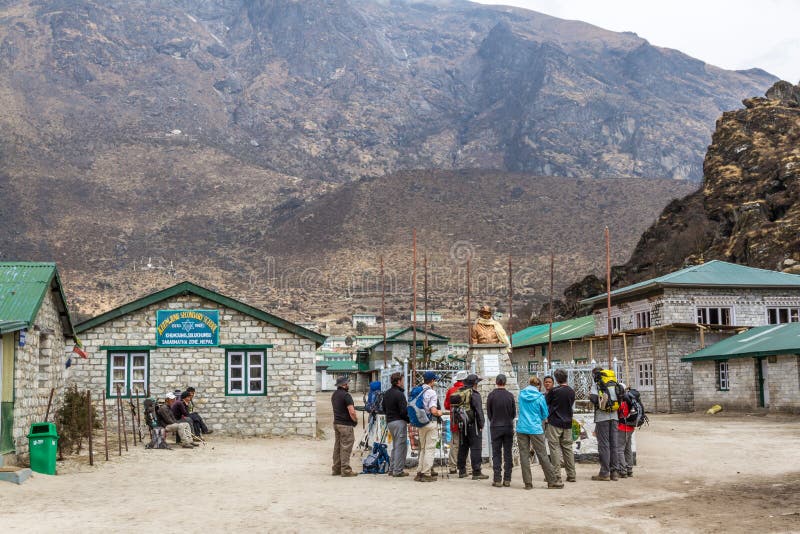 Escuela secundaria de Khumjung fotos de archivo libres de regalías Escuela secundaria de Khumjung fotos de archivo libres de regalías