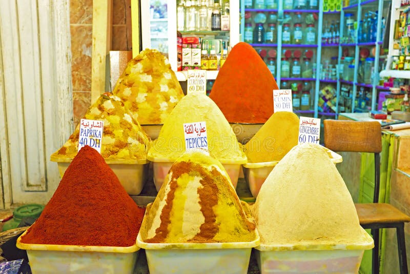 Especias en el mercado de Marrakesh, Marruecos imagen de archivo Especias en el mercado de Marrakesh, Marruecos imagen de archivo