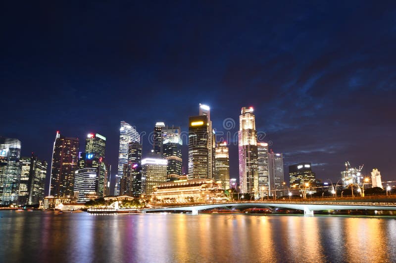 Esplanade Bridge and Singapore Skyline