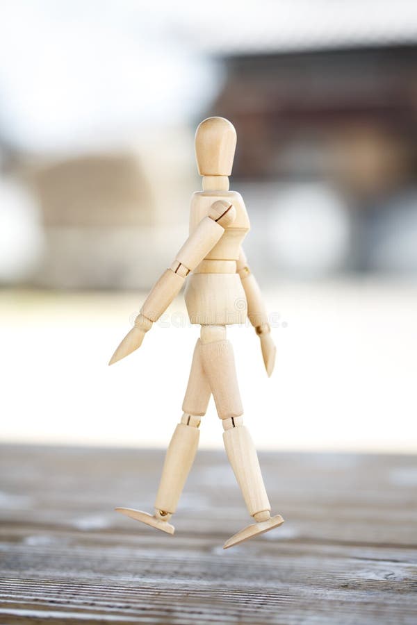 Essere umano di legno fotografia stock libera da diritti Essere umano di legno fotografia stock libera da diritti