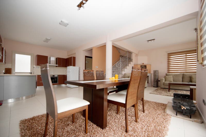 Esszimmer, Küche Und Wohnzimmer Stockbild - Bild von speisen, luxus