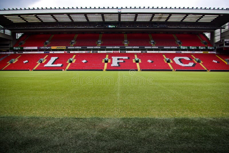 A Sala De Mudança No Estádio De Anfield Em Liverpool, Reino Unido Imagem  Editorial - Imagem de britânico, cidade: 122762180