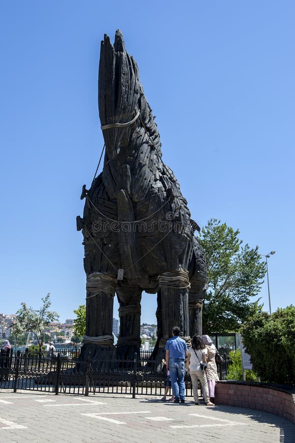 Canakkale Turquia 2019 Estátua Cavalo Tróia Canakkale Uma Manhã Verão —  Fotografia de Stock Editorial © Cavan #412911062