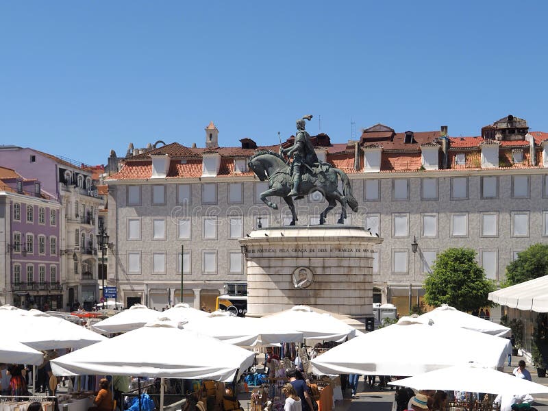 Est?tua do cavalo de Dom Joao em Lisboa em Portugal fotografia de stock Est?tua do cavalo de Dom Joao em Lisboa em Portugal fotografia de stock
