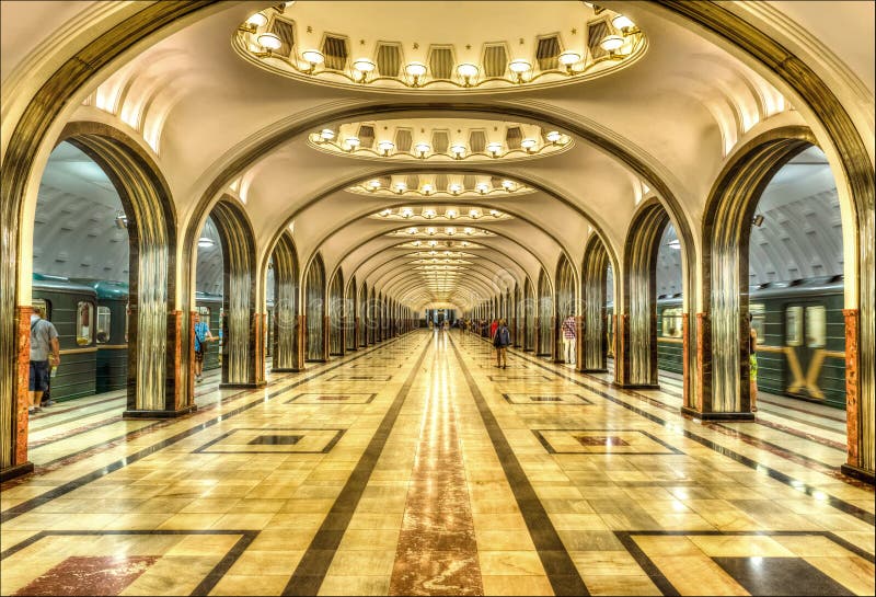Estación de metro de Mayakovskaya, Moscú foto de archivo libre de regalías Estación de metro de Mayakovskaya, Moscú foto de archivo libre de regalías