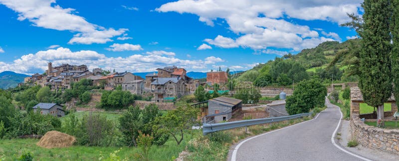 Estamariu, comarca von Alt Urgell, Lleida, Katalonien, Spanien lizenzfreie stockfotos Estamariu, comarca von Alt Urgell, Lleida, Katalonien, Spanien lizenzfreie stockfotos
