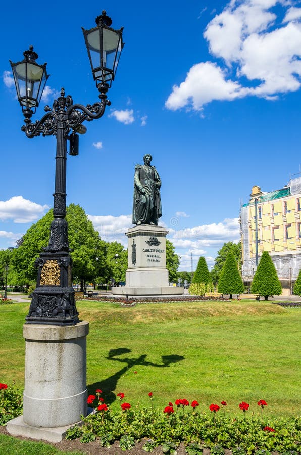 Estatua de Carl XIV Norrkoping, Suecia fotos de archivo