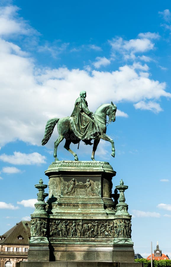 Estatua de rey John en Dresden imagenes de archivo Estatua de rey John en Dresden imagenes de archivo