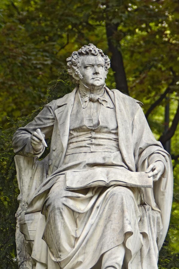 estatua-de-schubert-viena-14585843.jpg