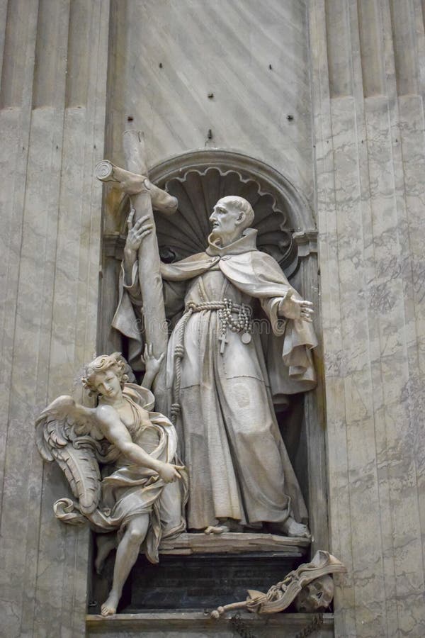 Estatua De Santa Longinus. Peter Basilica Vatican Italy Foto de archivo  editorial - Imagen de santo, recorrido: 191872103