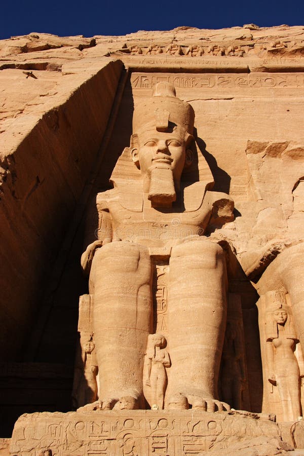 Estátua de Abu Simbel, Egito, África fotos de stock