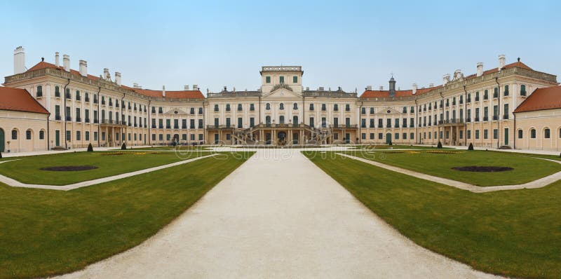 esterhazy slott arkivfoton esterhazy slott arkivfoton