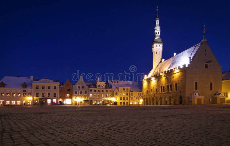 Estland: Tallinn-Rathaus-Quadrat lizenzfreies stockfoto Estland: Tallinn-Rathaus-Quadrat lizenzfreies stockfoto