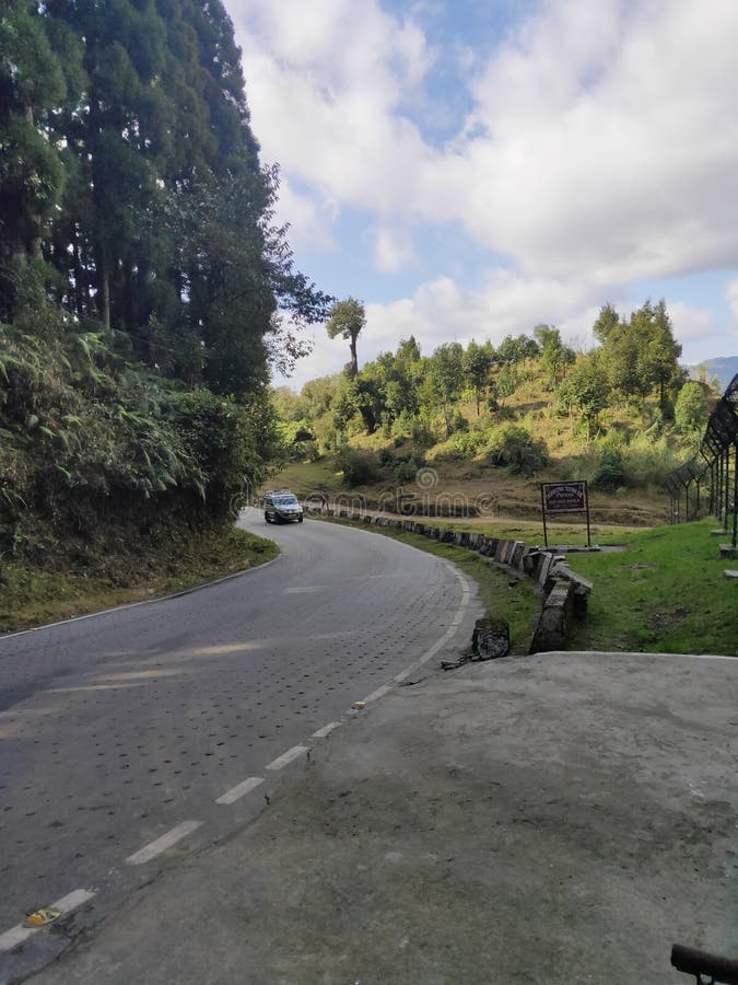 Estrada Darjeeling West Bangal phulkhola