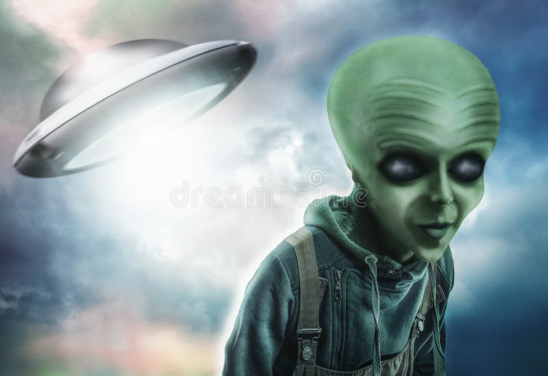 Estrangeiro e UFO imagem de stock royalty free Estrangeiro e UFO imagem de stock royalty free