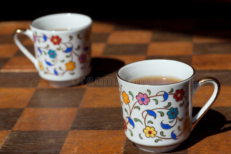 Tática E Estratégia Da Vida Moderna No Conceito Xícara De Café No Tabuleiro  De Xadrez Imagem de Stock - Imagem de café, xadrez: 75207121