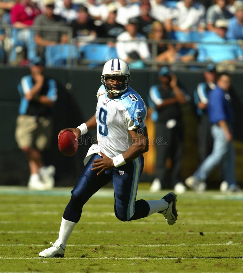 Estratego Steve McNair do NFL imagens de stock Estratego Steve McNair do NFL imagens de stock