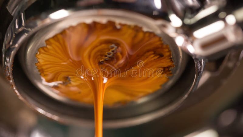 Estrazione del caffè con portafilter smisurato