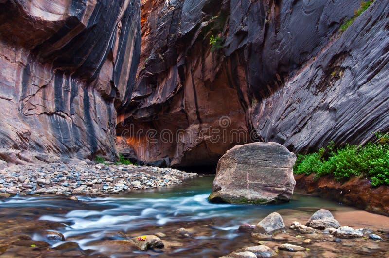 Gargantas do Rio Virgin imagens de stock royalty free