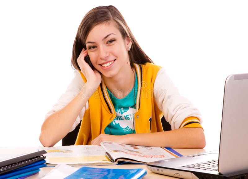 Estudante que usa seu telemóvel imagem de stock royalty free Estudante que usa seu telemóvel imagem de stock royalty free