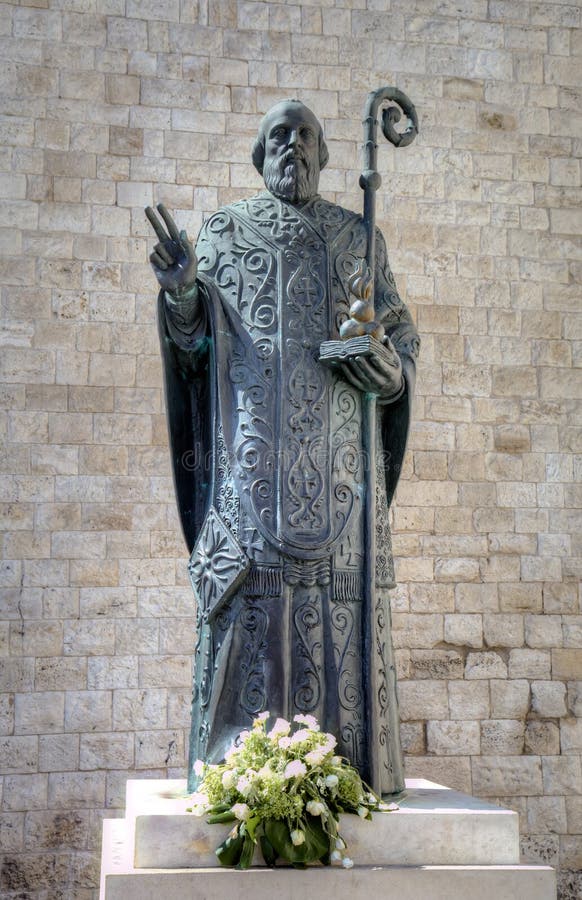Estátua de Saint Nicholas. Bari