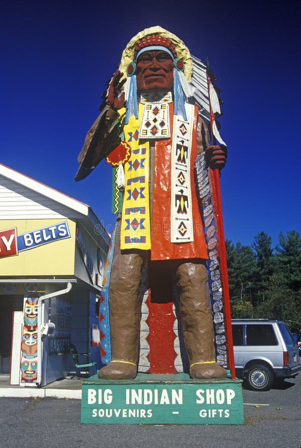 Estátua do nativo americano imagens de stock Estátua do nativo americano imagens de stock