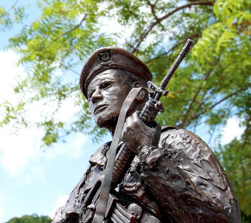 Estátua do polícia da segurança da força aérea de Estados Unidos imagens de stock Estátua do polícia da segurança da força aérea de Estados Unidos imagens de stock