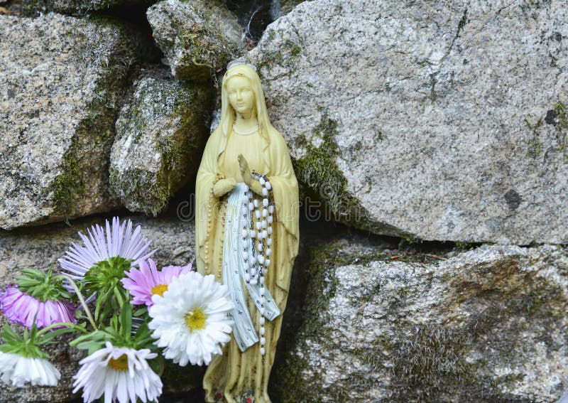 Estátua do Virgin Mary imagem de stock Estátua do Virgin Mary imagem de stock