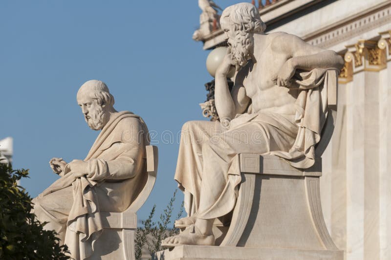 Estátuas de Socrates e de Plato fotografia de stock Estátuas de Socrates e de Plato fotografia de stock