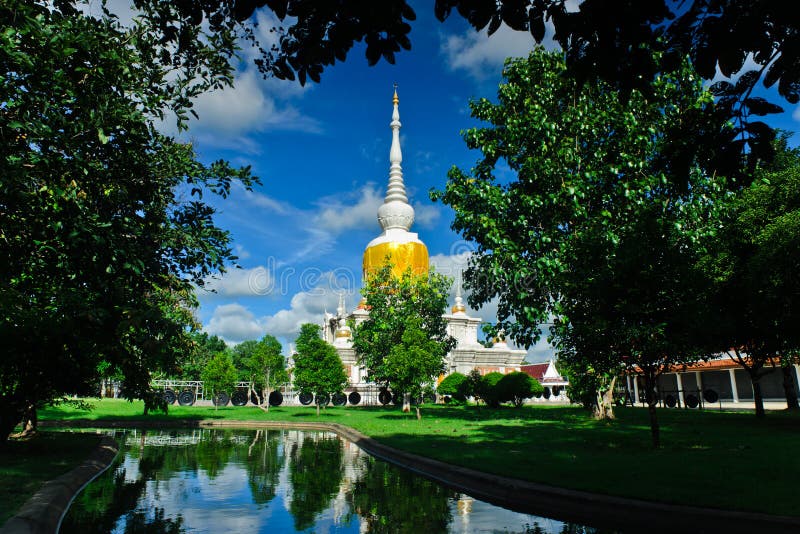 et x22 ; Phra ce Na Dun& x22 ; est le point de repère MahaSarakham, Thaïlande photographie stock et x22 ; Phra ce Na Dun& x22 ; est le point de repère MahaSarakham, Thaïlande photographie stock