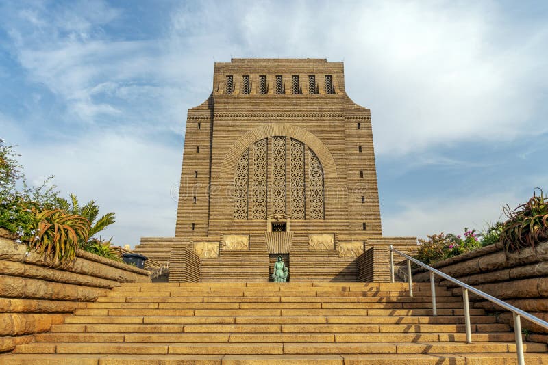 Ett stort voortrekker-minnesmärke till minne av de afrikaner som kom till landet under 1830-talet