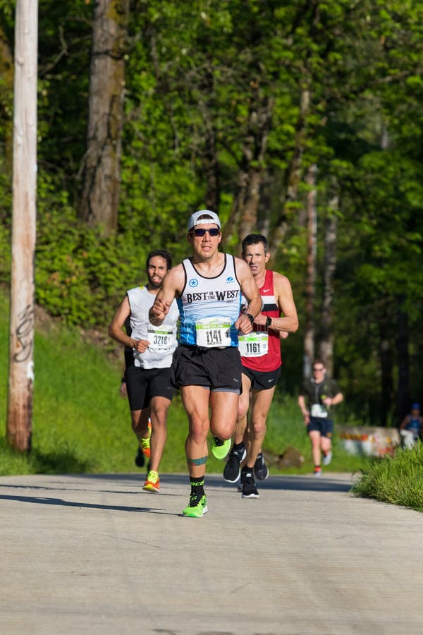 2017 Eugene Marathon Race editorial stock image. Image of runner 92375559