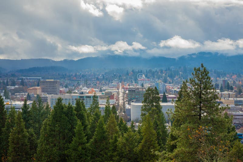 eugene-oregon-city-clouds-seen-cloudy-day-amazing-light-top-skinner-s-butte-limits-108407300.jpg