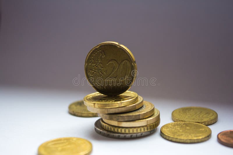 Euro muntstukkenstapel royalty-vrije stock foto Euro muntstukkenstapel royalty-vrije stock foto