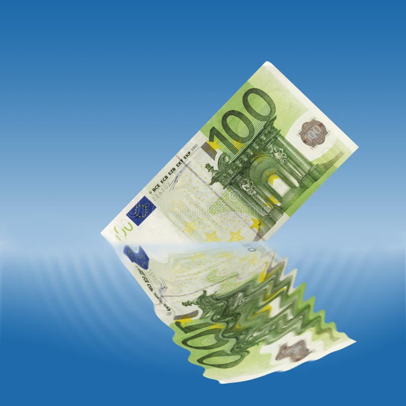 100 euro nutowy słabnięcie w wodzie obrazy stock 100 euro nutowy słabnięcie w wodzie obrazy stock