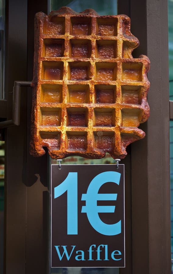 1 euro para una galleta belga imagen de archivo 1 euro para una galleta belga imagen de archivo